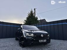 Продаж вживаних Volkswagen Touareg 2019 року - купити на Автобазарі