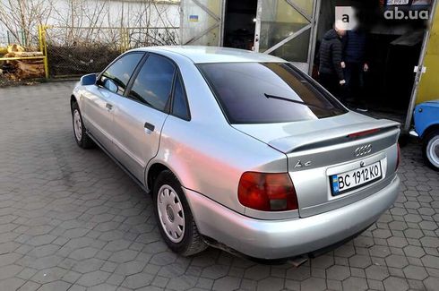Audi A4 1996 - фото 11