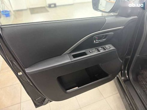 Mazda 5 2011 - фото 17