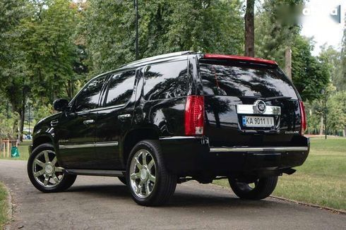 Cadillac Escalade 2008 - фото 11