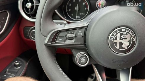 Alfa Romeo Giulia 2021 - фото 27