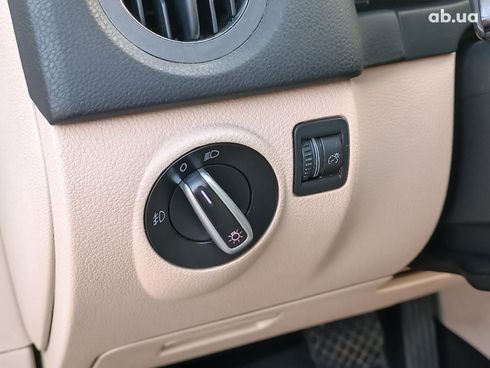 Volkswagen Tiguan 2012 серый - фото 22