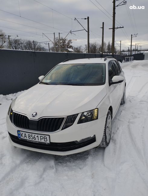 Skoda Octavia 2019 белый - фото 13