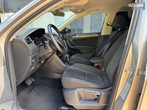 Volkswagen Tiguan 2017 - фото 24