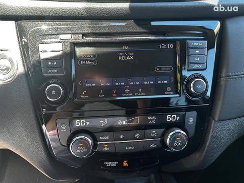 Nissan Rogue 2018 белый - фото 15