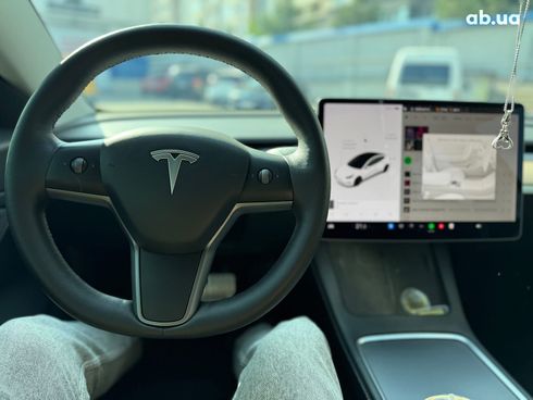 Tesla Model 3 2021 белый - фото 61