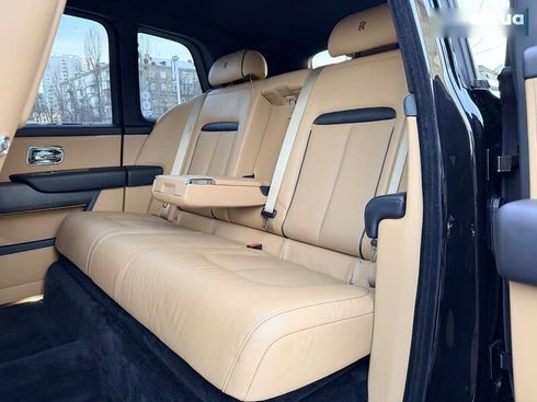 Rolls-Royce Cullinan 2019 - фото 28