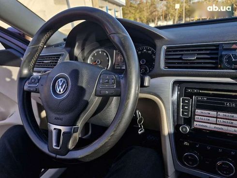 Volkswagen Passat 2012 - фото 17