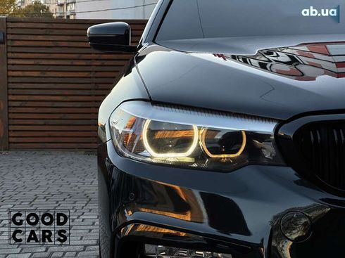 BMW 5 серия 2018 - фото 14