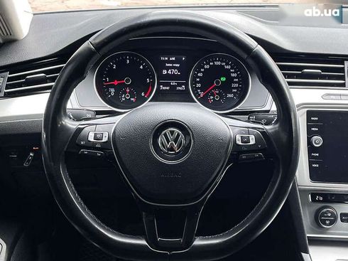 Volkswagen Passat 2017 - фото 12