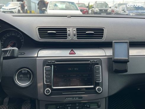 Volkswagen passat b6 2008 серый - фото 30