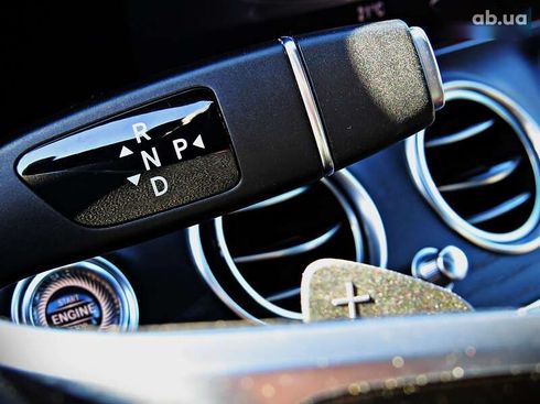 Mercedes-Benz E-Класс 2019 - фото 12