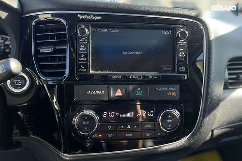 Mitsubishi Outlander 2015 - фото 18