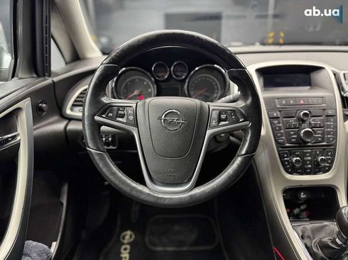 Opel Astra 2013 - фото 11