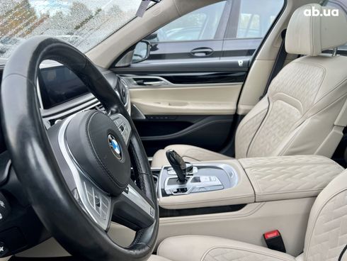 BMW 7 серия 2021 - фото 24