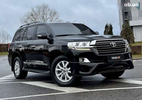 Toyota Land Cruiser 2017 - фото 20