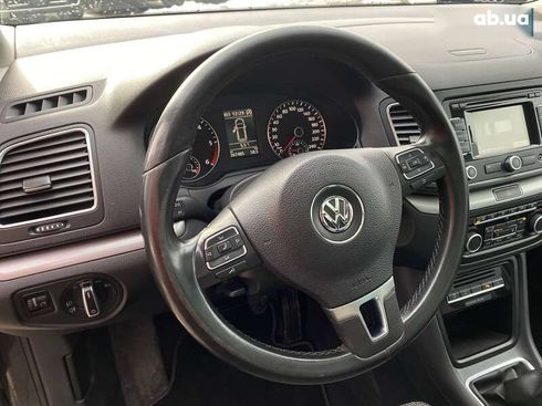 Volkswagen Sharan 2012 - фото 18