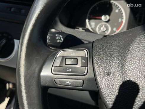 Volkswagen Multivan 2012 черный - фото 24
