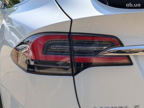 Tesla Model X 2018 белый - фото 15