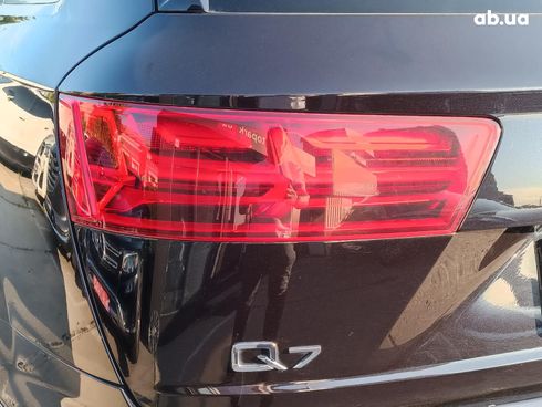 Audi Q7 2018 черный - фото 10