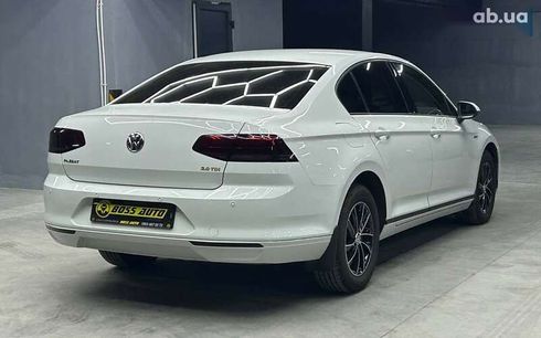 Volkswagen Passat 2016 - фото 7