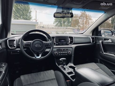 Kia Sportage 2018 черный - фото 15