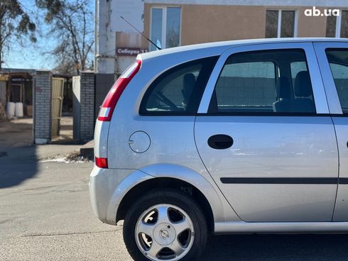 Opel Meriva 2004 серый - фото 12