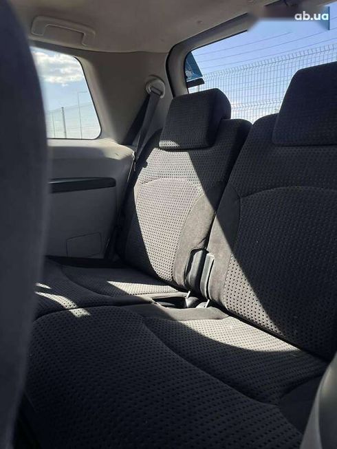 Mitsubishi Grandis 2005 - фото 23