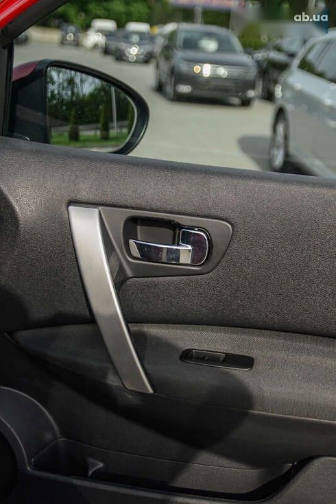 Nissan Qashqai 2012 - фото 28