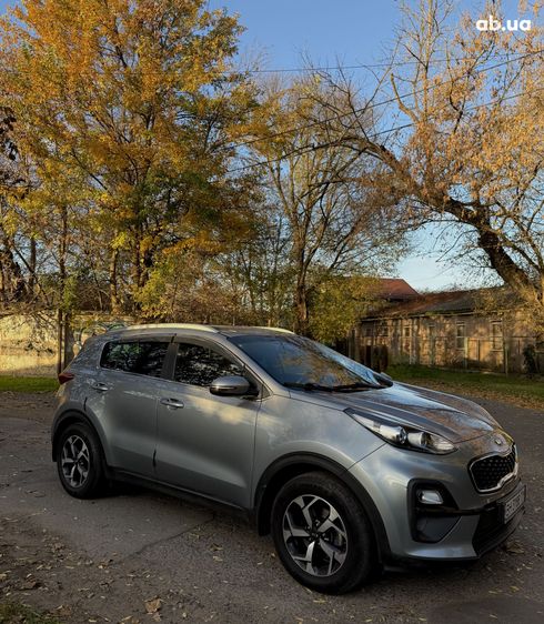 Kia Sportage 2020 серый - фото 4