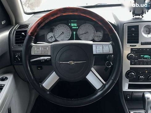 Chrysler 300C 2005 - фото 11