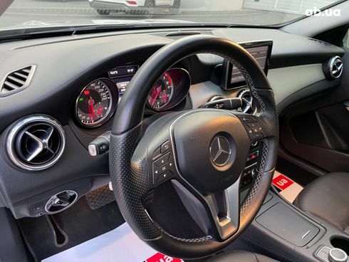 Mercedes-Benz GLA-Класс 2015 серый - фото 26