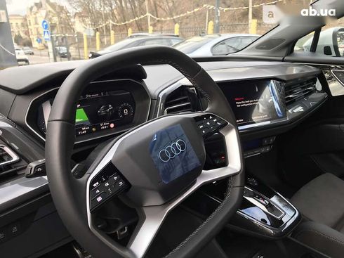 Audi Q4 e-tron 2023 - фото 18