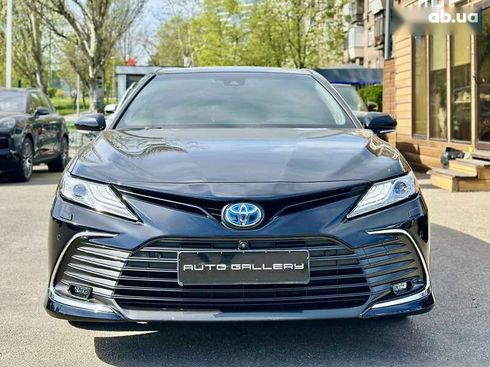 Toyota Camry 2021 - фото 7