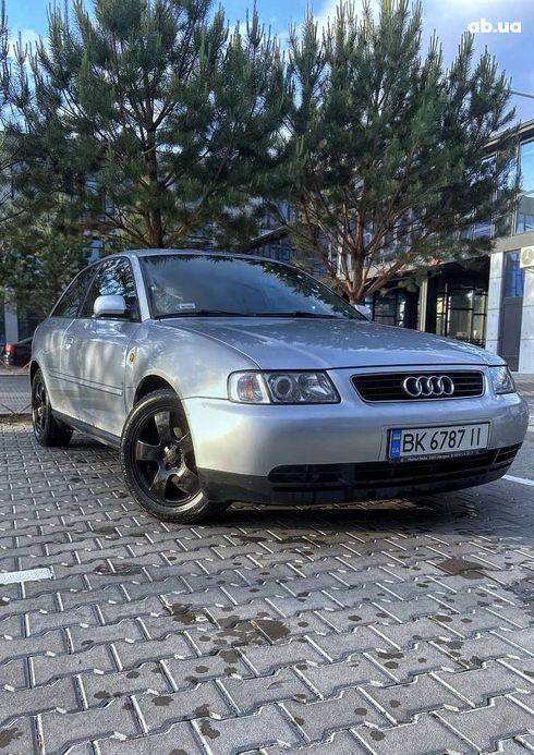 Audi A3 1998 серебристый - фото 2