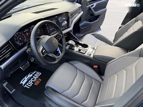 Volkswagen Touareg 2022 - фото 22