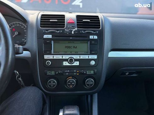 Volkswagen Jetta 2009 - фото 15