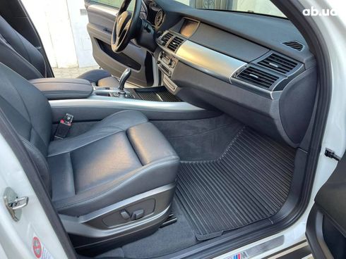 BMW X5 2010 белый - фото 14