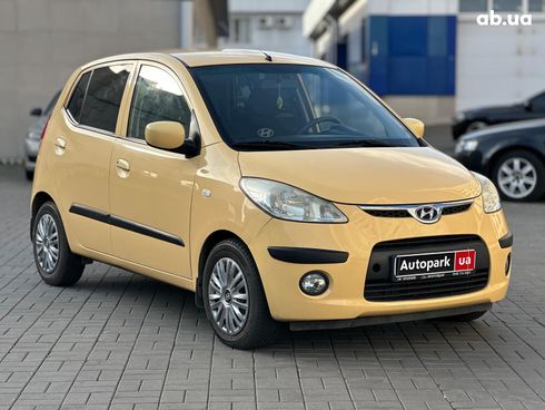 Hyundai i10 2009 желтый - фото 6