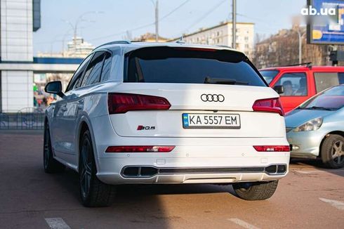 Audi SQ5 2017 - фото 10