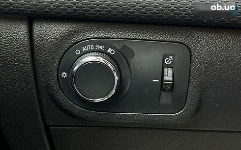 Chevrolet Cruze 2018 - фото 15