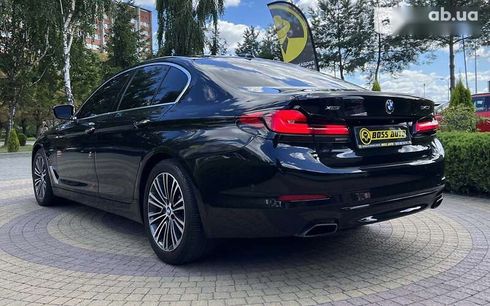 BMW 5 серия 2017 - фото 5