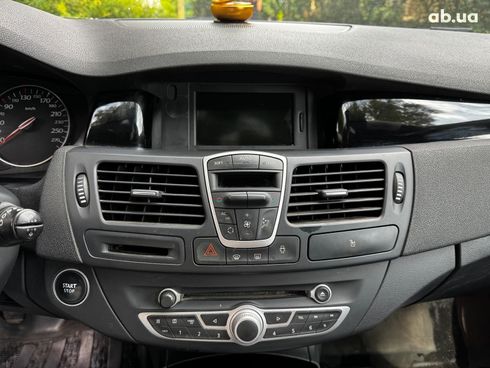 Renault Laguna 2012 серый - фото 16