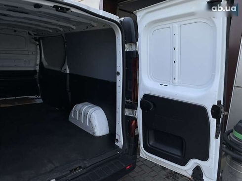 Renault Trafic 2016 - фото 28