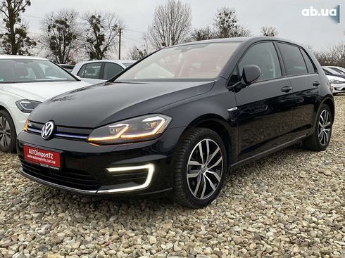 Volkswagen e-Golf 2019 - фото 12