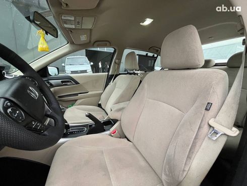Honda Accord 2013 красный - фото 25