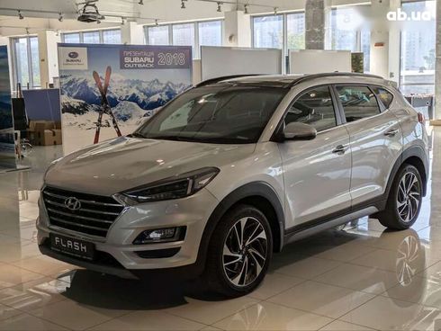 Hyundai Tucson 2018 - фото 12