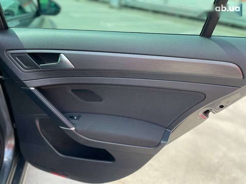 Volkswagen e-Golf 2019 - фото 28