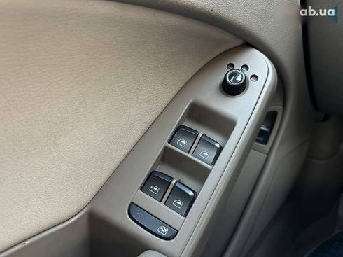 Audi A4 2011 - фото 16