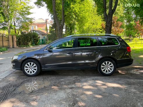 Volkswagen passat b6 2007 коричневый - фото 13